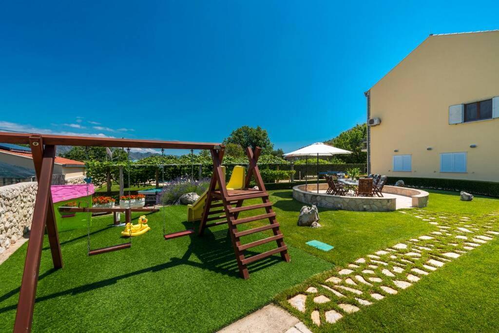 Vila Vergatum-Privacy,Gym,Billiards,Table Tennis Donji Brgat Extérieur photo