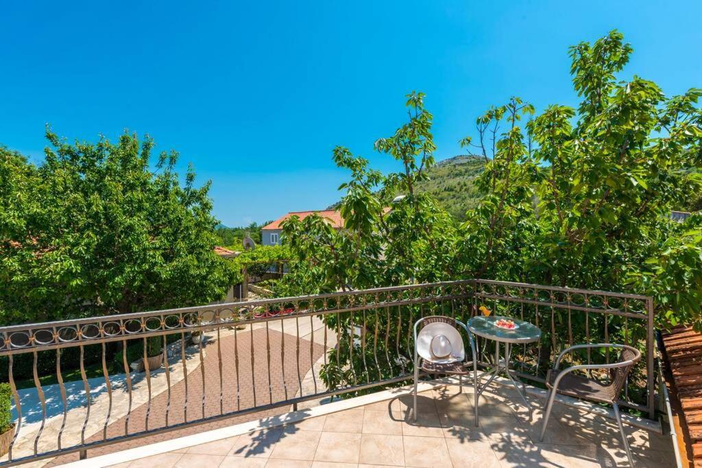 Vila Vergatum-Privacy,Gym,Billiards,Table Tennis Donji Brgat Extérieur photo