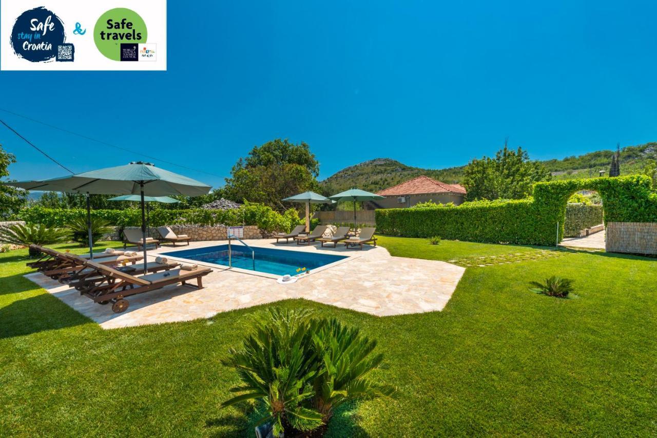 Vila Vergatum-Privacy,Gym,Billiards,Table Tennis Donji Brgat Extérieur photo